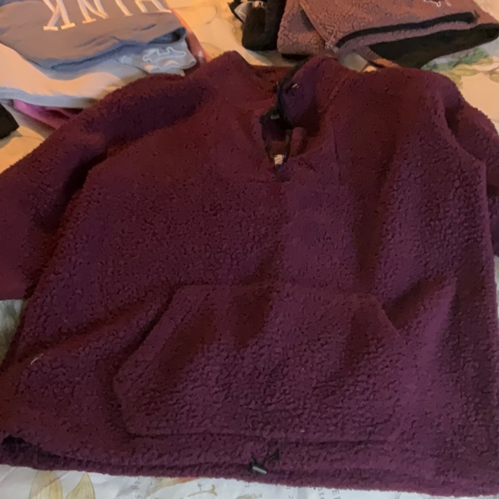 Pink half zip pouch pocket fleece wine colored size medium